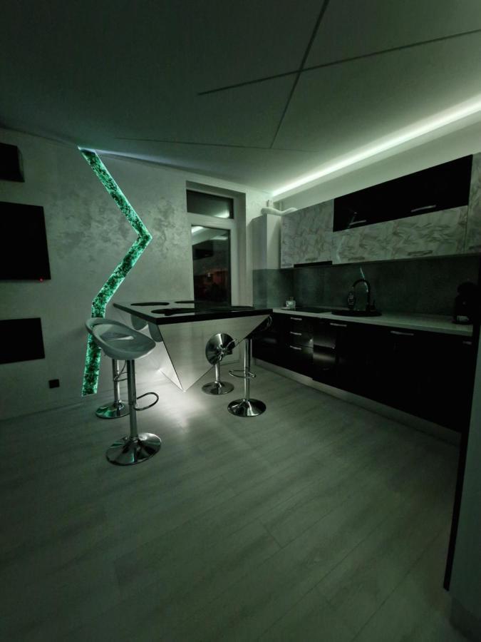 Noah Residence อัลบายูเลีย ภายนอก รูปภาพ