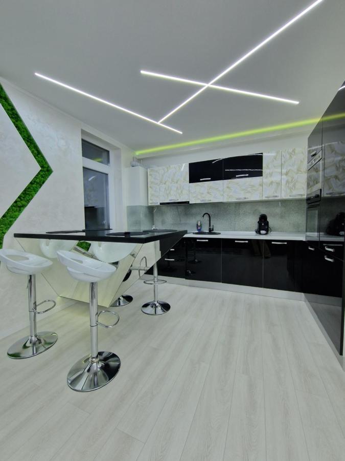 Noah Residence อัลบายูเลีย ภายนอก รูปภาพ