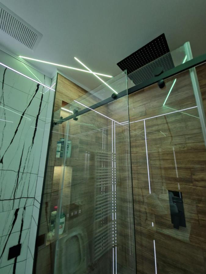 Noah Residence อัลบายูเลีย ภายนอก รูปภาพ